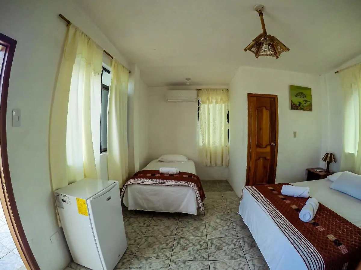****  Casa De Nelly Hotel Puerto Baquerizo Moreno Ecuador